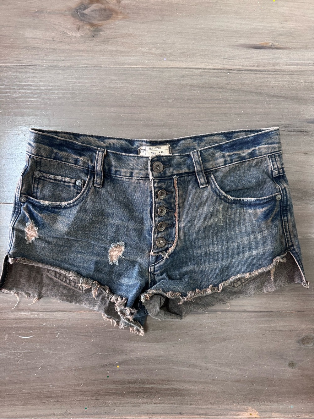 Free People Runaway Cutoff Button Fly Denim Short Women’s 25 Grunge